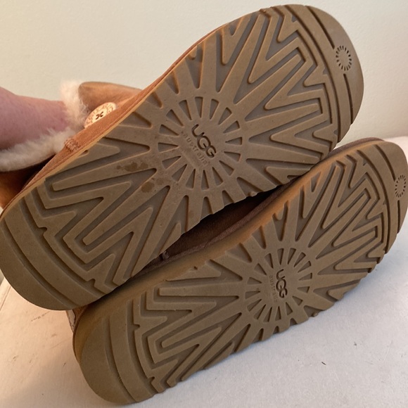 UGG booties - Picture 16 of 16